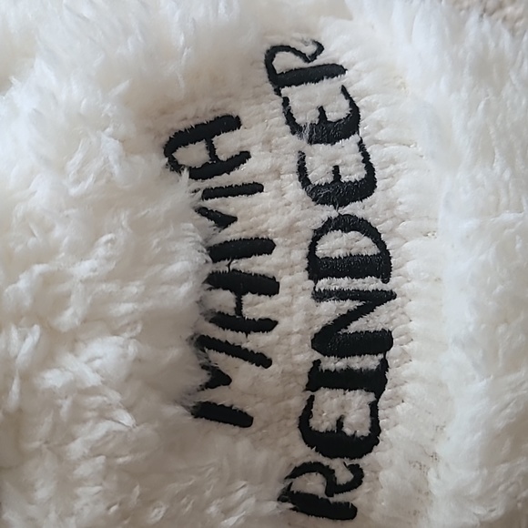 JAMMIES FOR FAMILIES WOMEN'S "MAMA REINDEER " SLIPPERS SIZE XS 5/6 - Picture 6 of 9